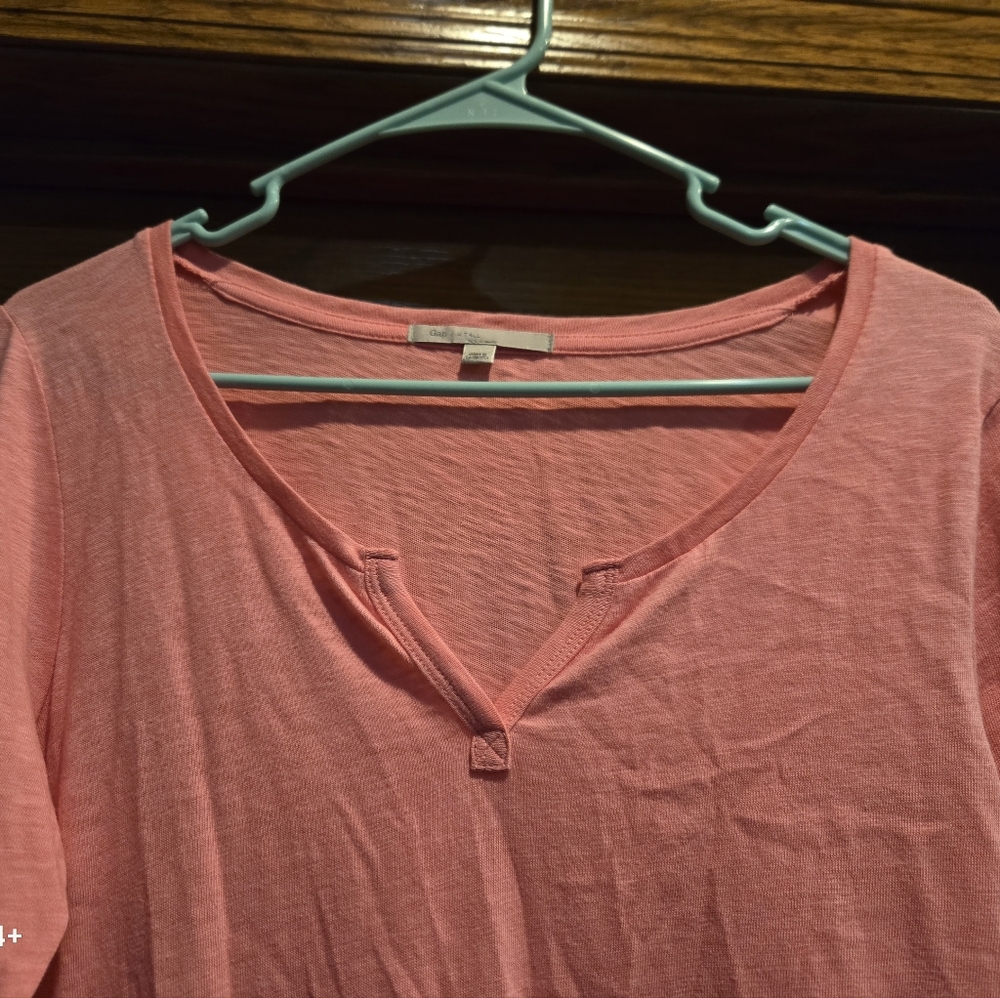 Pink V-Neck Long Sleeve Top - Picture 3 of 13